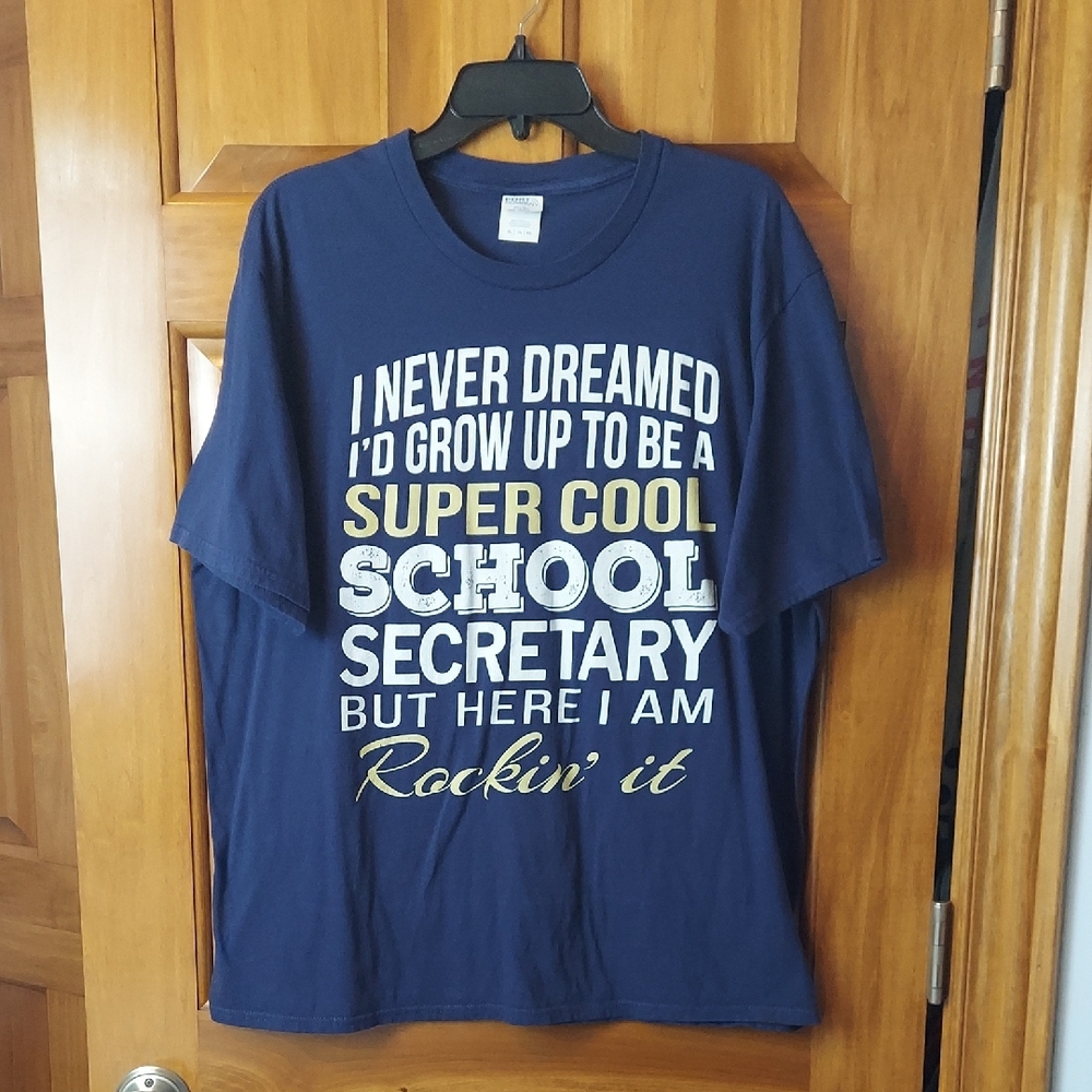 * Chic Women's Fun School Secretary Graphic Tee By Port & Co, Size XL, Like New
